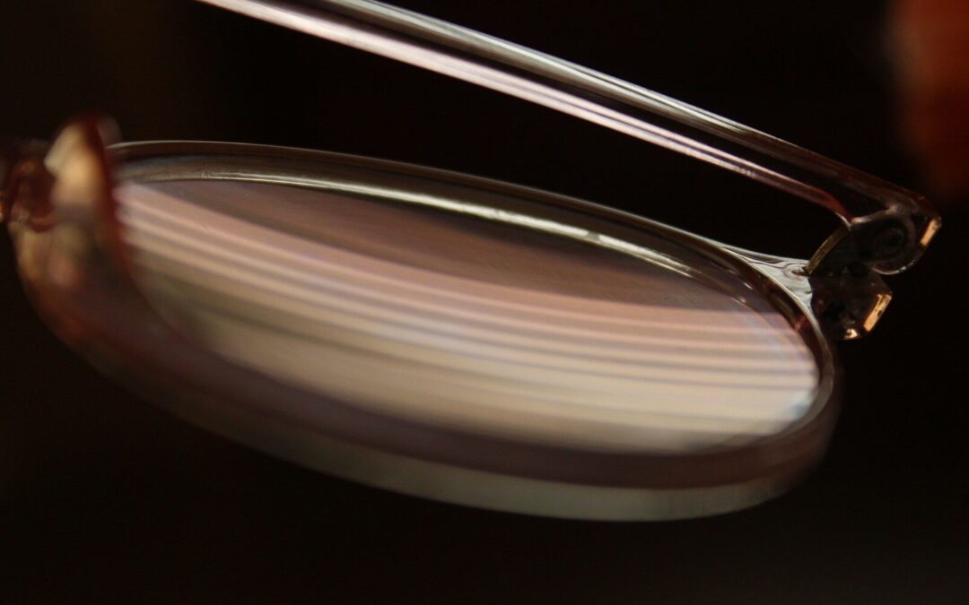 Eyeglass Lens Types: Choose The Right One For Your Vision